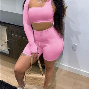 Cut out Top High-waisted Pink Two Piece Shorts Set